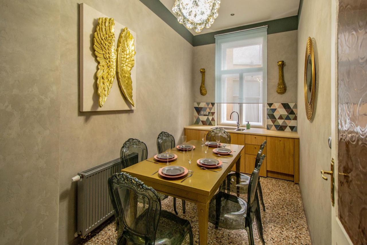 3Bdr Oasis In The Heart Of Prague Apartment Exterior photo